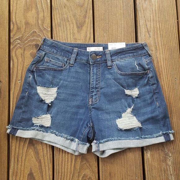 SO high rise curvy midi jean shorts size 7, NWT - Picture 1 of 12